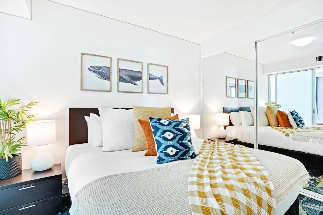 219 Harbour Lights With Ocean Views Lejlighed Cairns